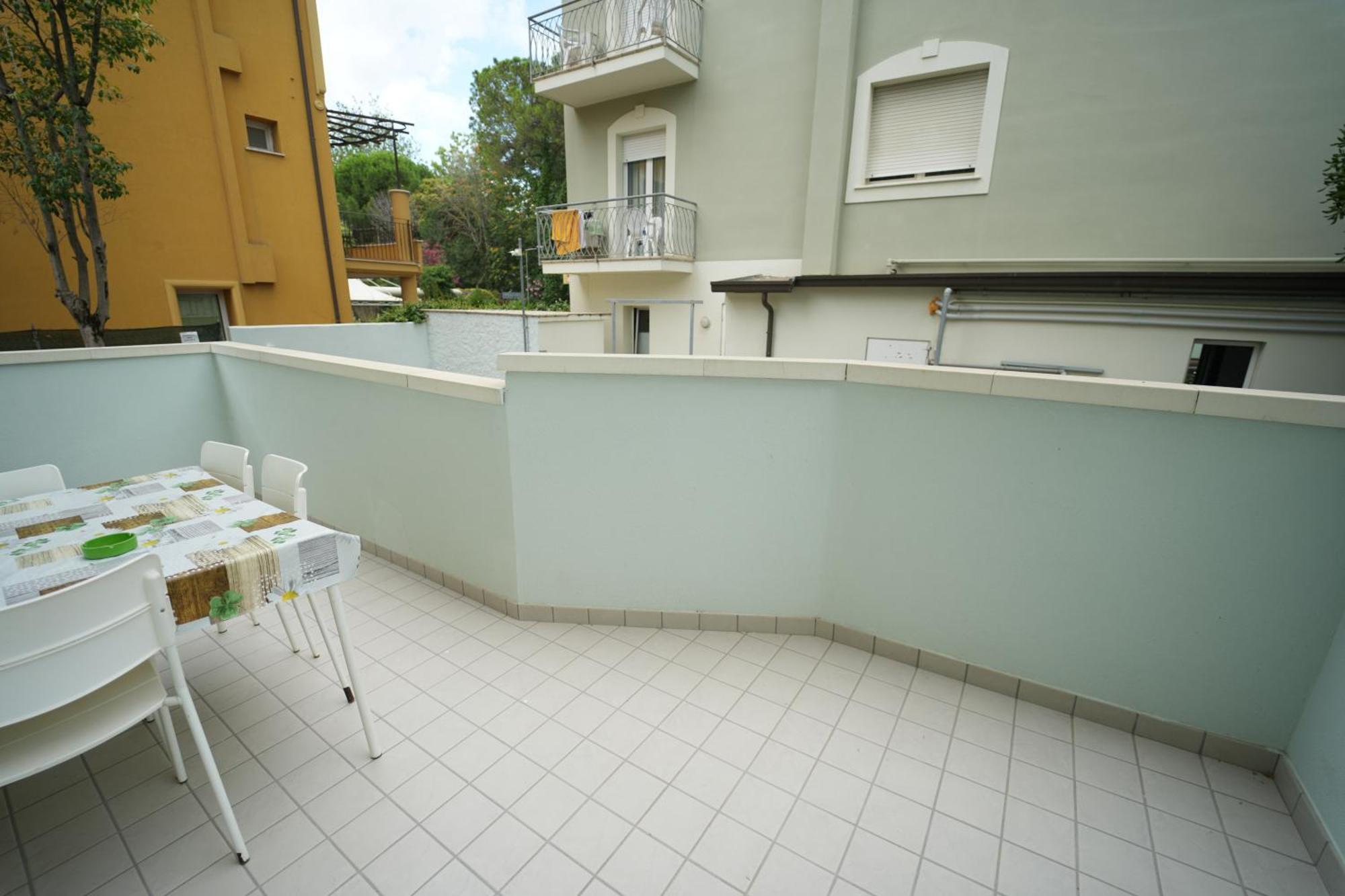Lugano Residence Rimini Exterior photo