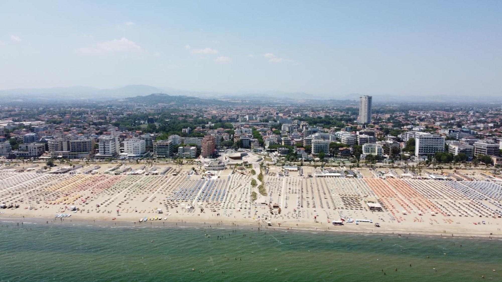 Lugano Residence Rimini Exterior photo